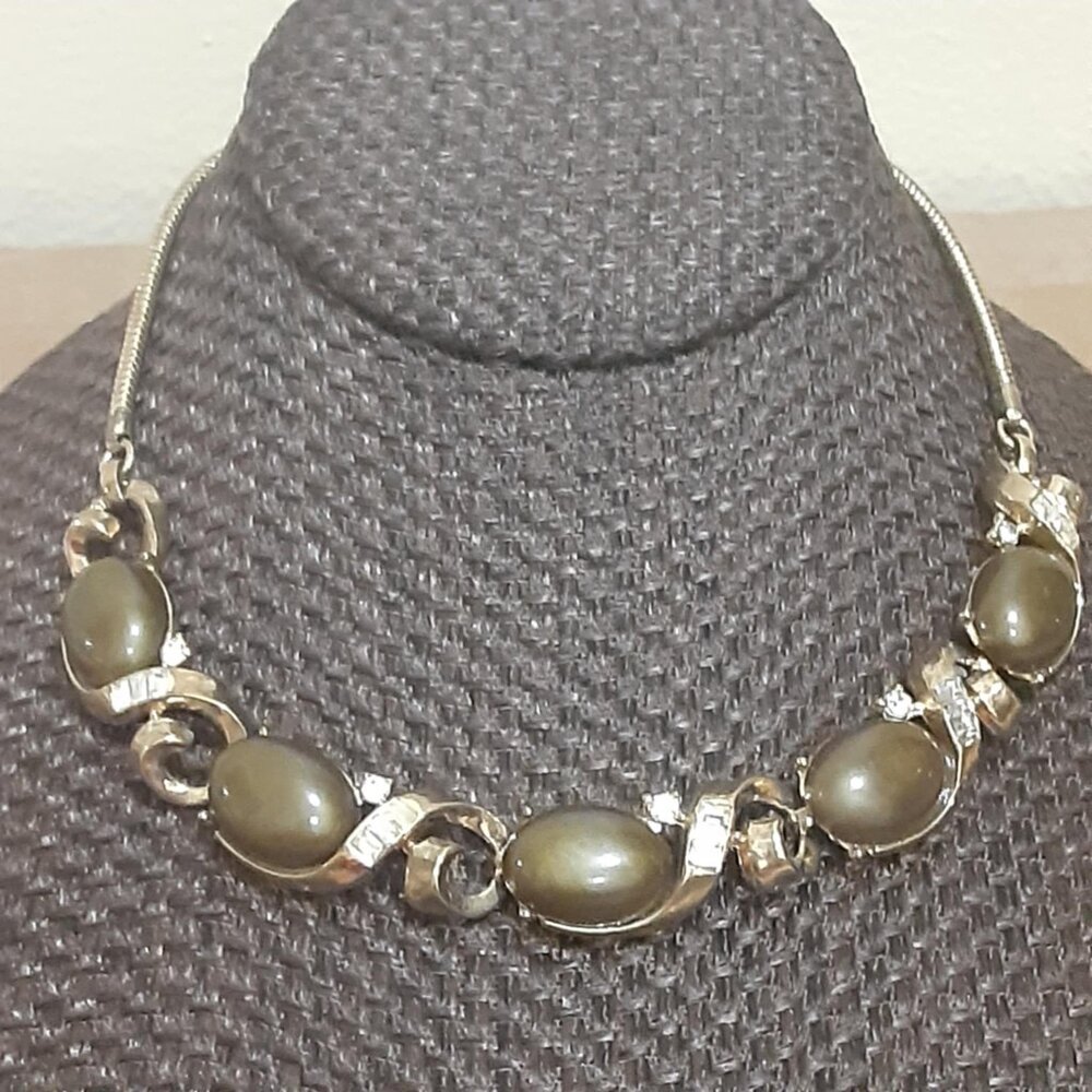 Trifari Brown thermoset Cabochon Rhinestone Gold Tone Choker necklace MCM VTG